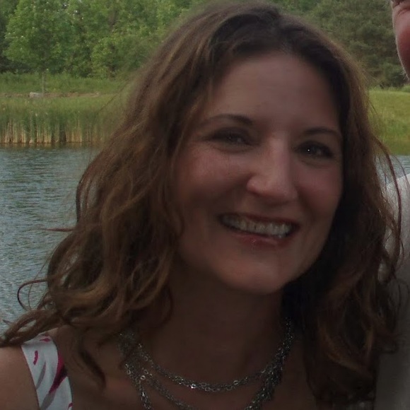 Meet your Posher, Karen - Picture 1 of 1